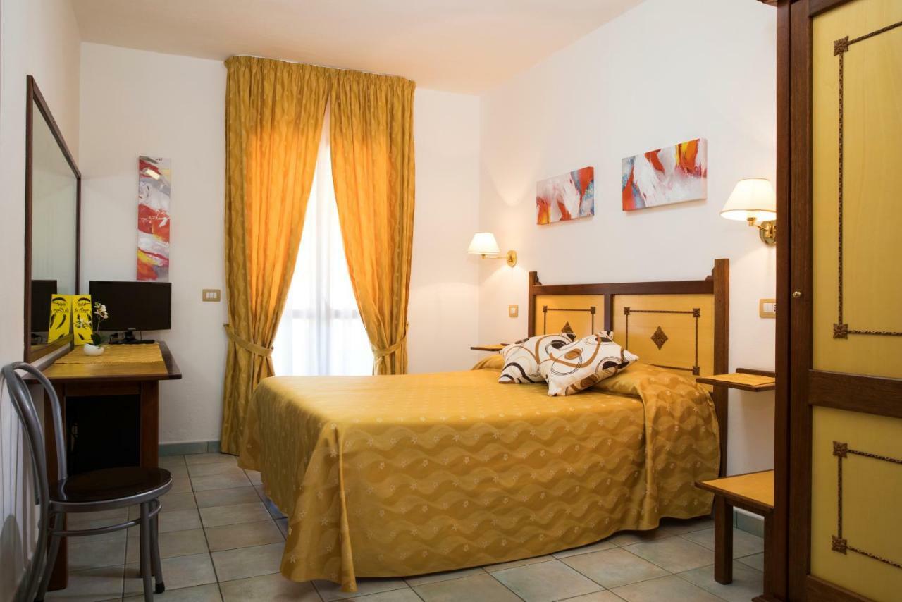 Hotel La Playa Cala Gonone Dış mekan fotoğraf